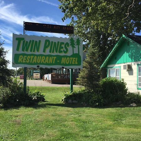 Garrison Twin Pines Resort المظهر الخارجي الصورة