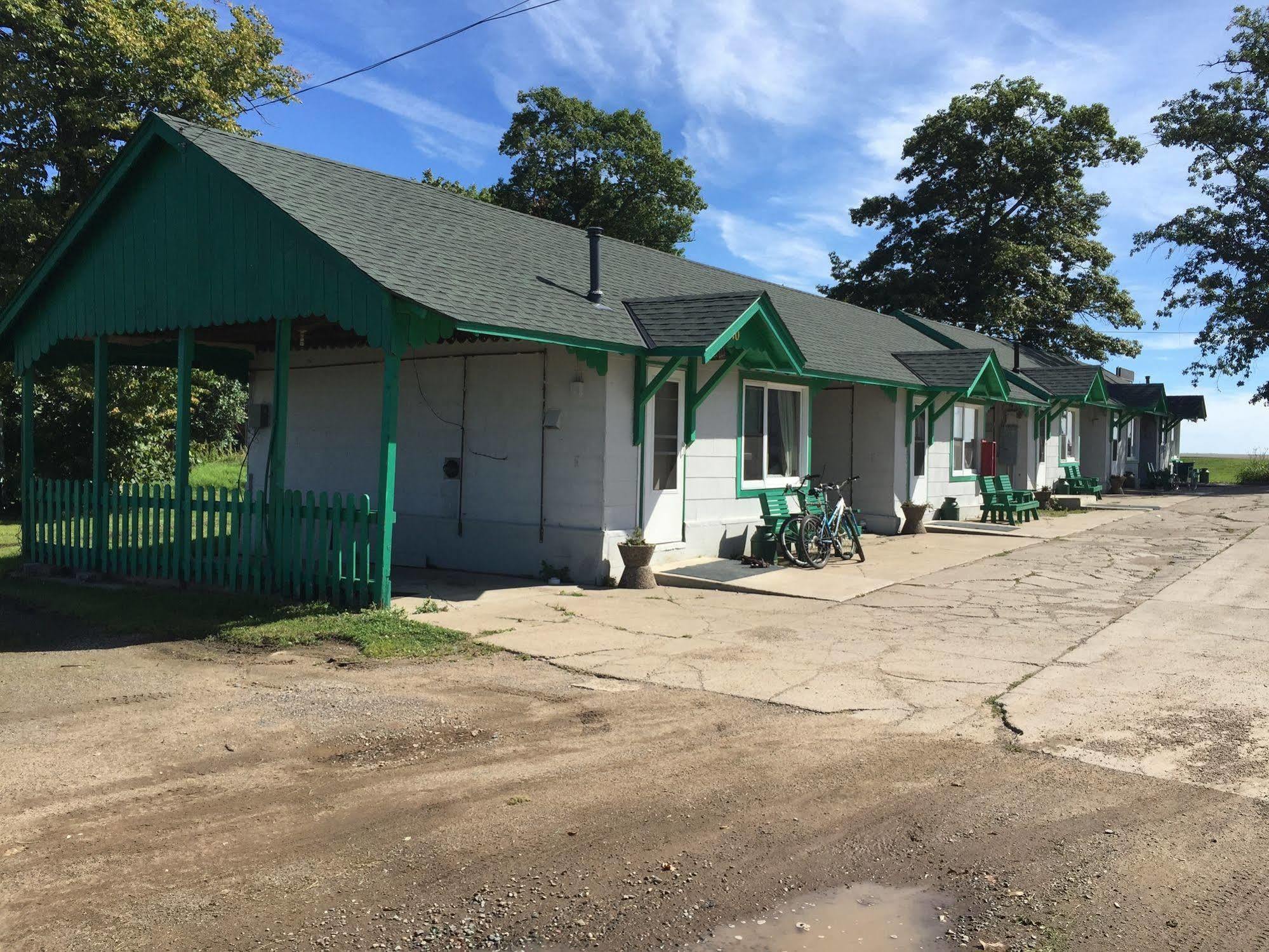 Garrison Twin Pines Resort المظهر الخارجي الصورة