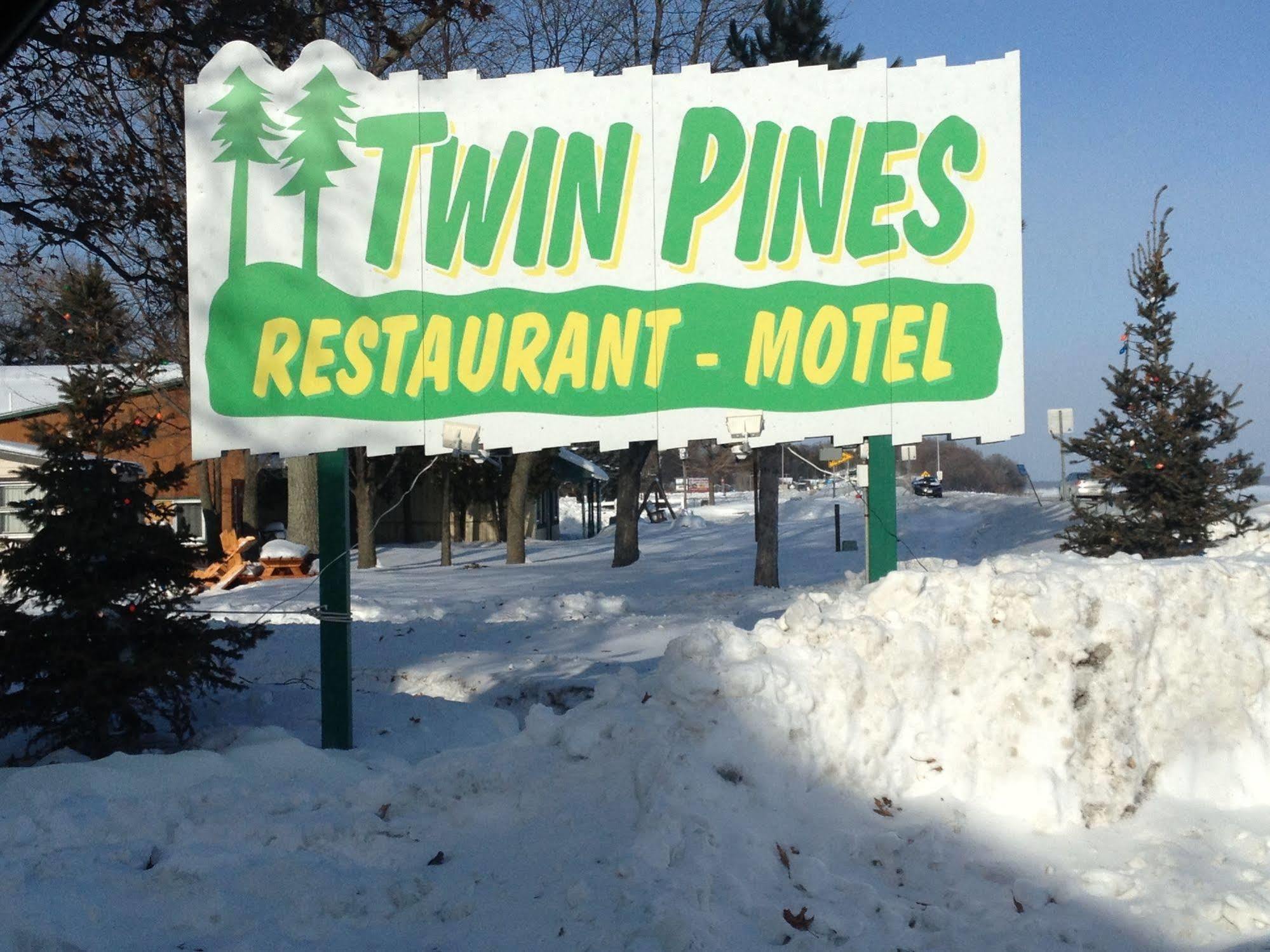 Garrison Twin Pines Resort المظهر الخارجي الصورة
